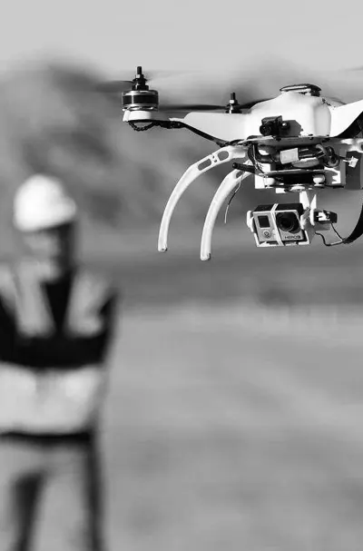 Dronpilóta workshop a Schola Nova műhelyben Budapesten